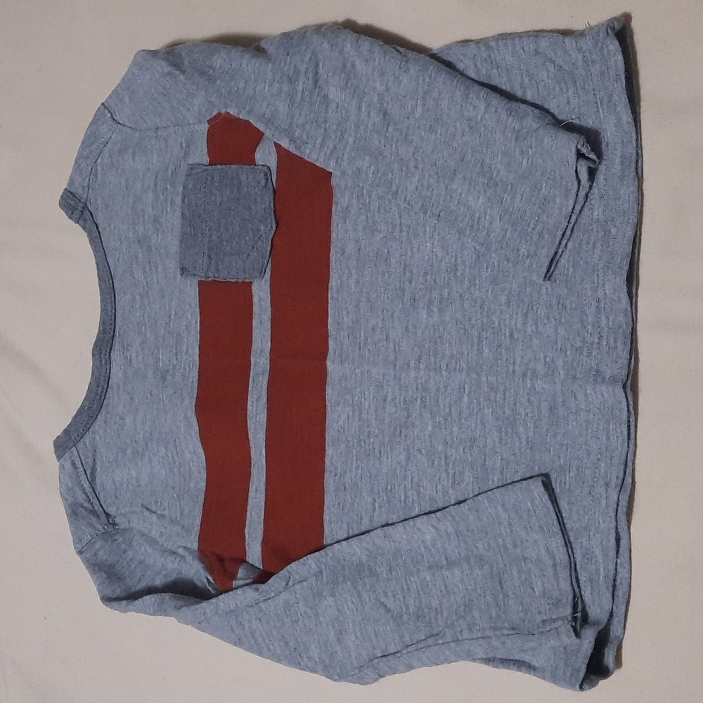 Long sleeve T-shirt size 12 months